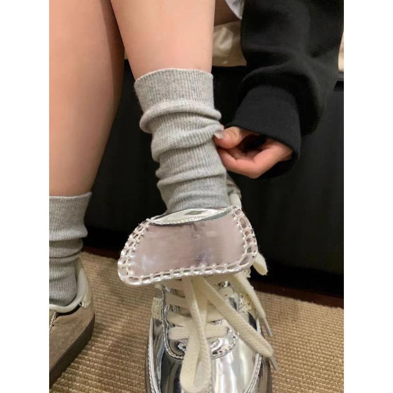 

Высококлассное сочетание черного и серого цветов! Слимминг ~ Можно выпрямить или собрать, Подходит для всех сезонов, Ленивые носки для девочек 1 pair светло-серый