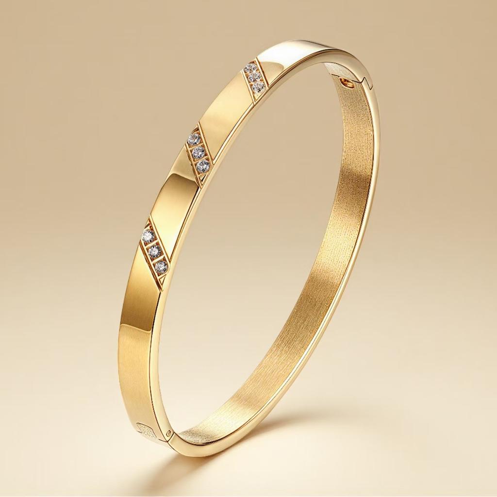 European and American Ladies Buckle Bracelets Elegant, Simple, Light Luxury, High-end