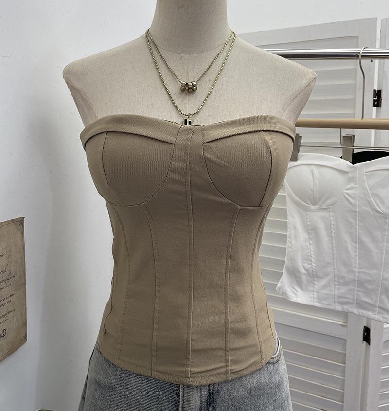 

Curve-Flattering Tube Top with Padded Bust & Non-Slip Strips - Elastic Shirring, Short, Hot Girl Style Outerwear 8151 One Size