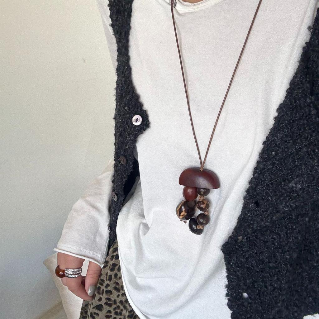Pflanzenfrucht Anhänger Perlenkette Natürliche Eichelkette für Damen Mode Pulloverkette Modeschmuck Geschenk Zubehör