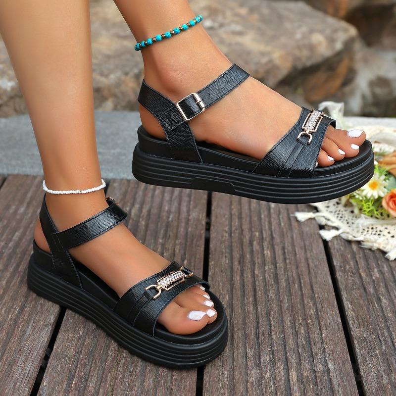 Fashion 2025 Fashion Buckle Strap Women's Sandals Summer Metal Decoration New Casual Plus Size Comfortable Open Toe Platform Sandals