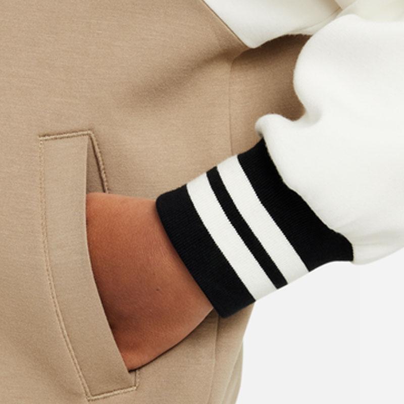Nike Μπουφάν Πλεκτό Casual με Χρωματικές Ενότητες και Τύπωμα Γραμμάτων Παιδικά Μπουφάν Χακί FV3042-247