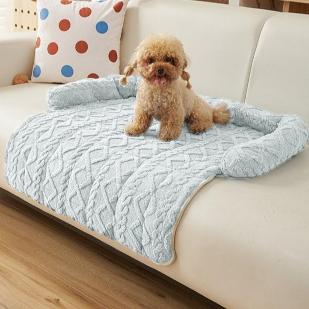 Non-Slip Pet Sofa Bed Scratch Resistant Cat Bed Mat Skin Friendly Car Pet Mat Car
