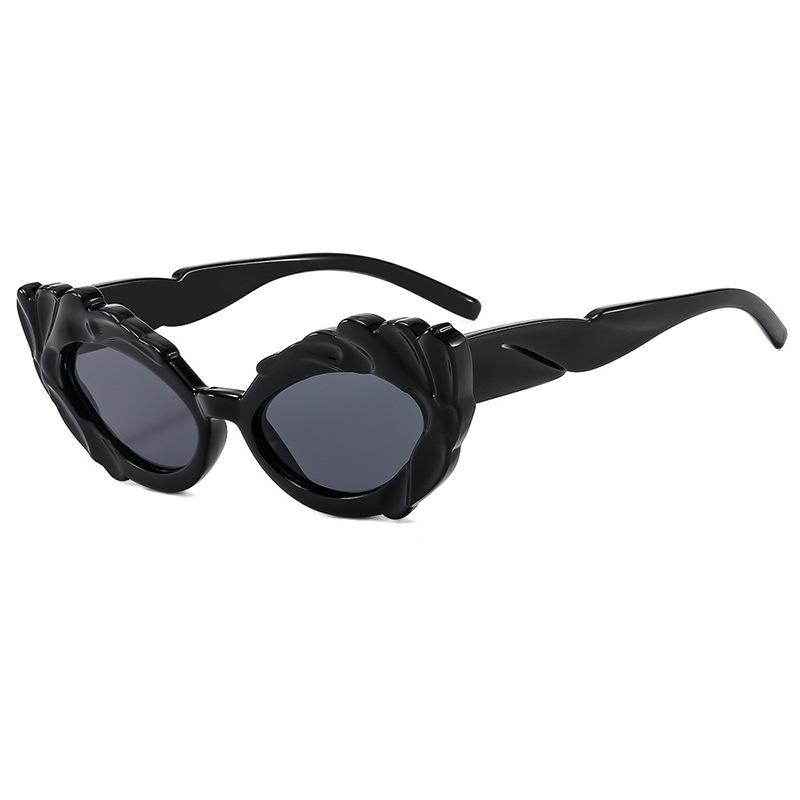 Neue Katzenaugen-Sonnenbrille mit kleinem Rahmen, vielseitig, avantgardistisch, UV-beständig, unregelmäßige Dekorbrille