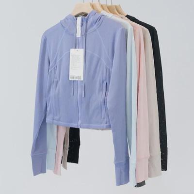 Atmungsaktiver Mesh-Hoodie für Damen: Schmale Passform, hohe Elastizität, perfekt für Yoga, Fitness und Laufen im Sommer.