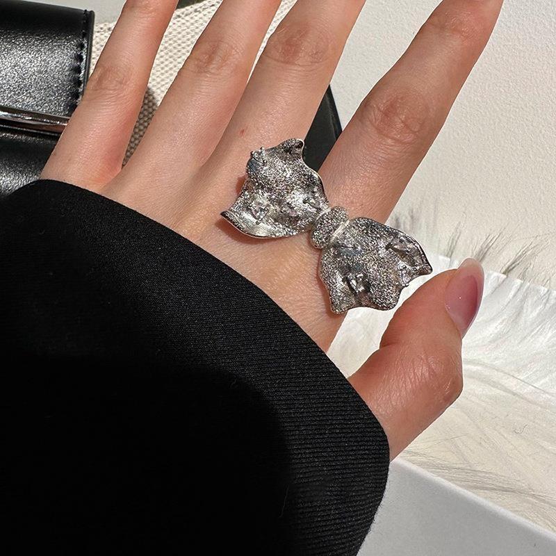 Bowknot Womens Fashionable Ring In Unique Adjustable Copper Design For Look Trendy