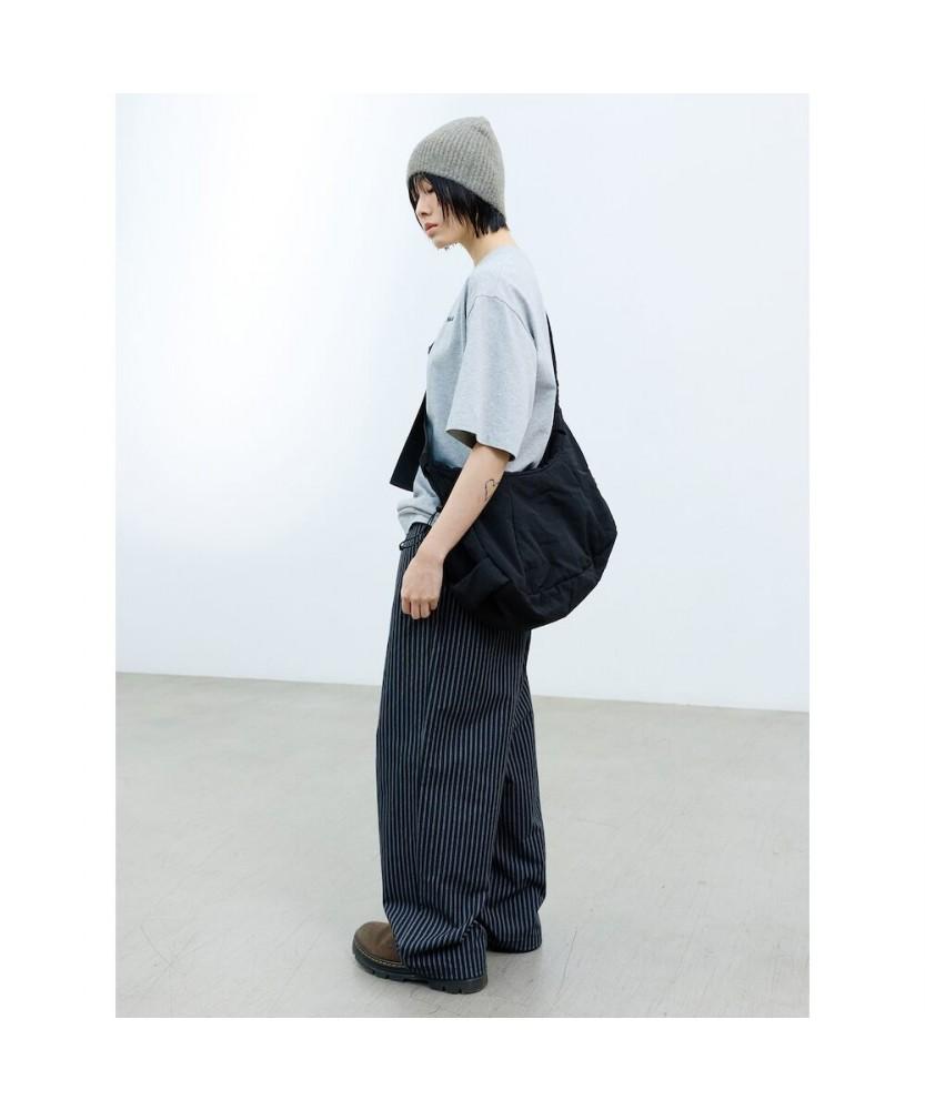 Sand Sound (Unisex) Cushion Crossbody Bag Medium Black