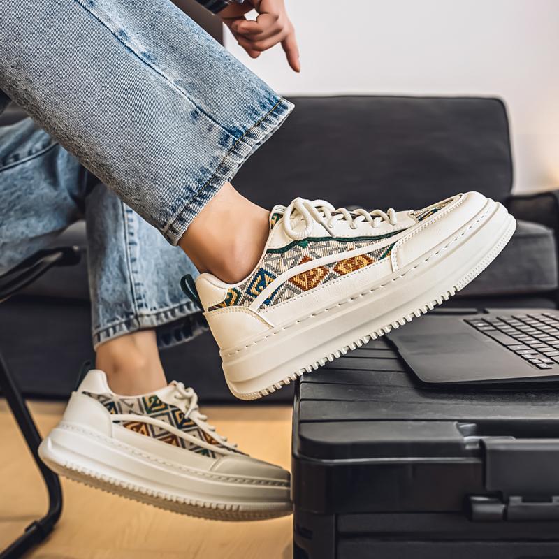 Neue Herren-Skateboardschuhe im klassischen Stil mit niedriger Spitze und dicker Sohle, bequeme Basketball-Sneakers mit weicher Sohle