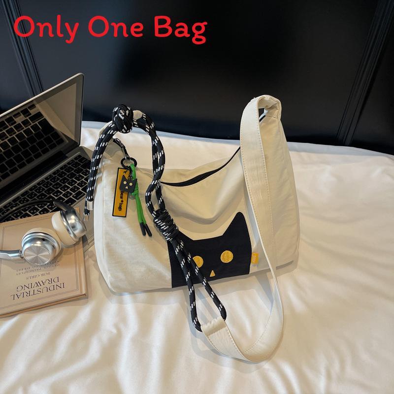 Cat Style Tote Bag For Women With Cotton Material And Zipper Closure For Daily Use