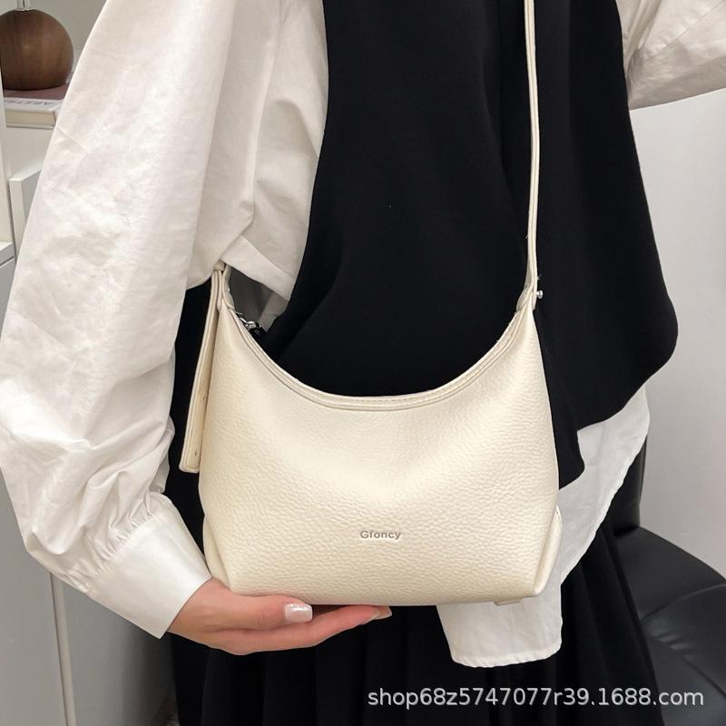 Dumpling Bag Women 2025 New Fashion Versatile Handbag Texture Versatile Casual Messenger Bag Fashion Crescent Bag Tide