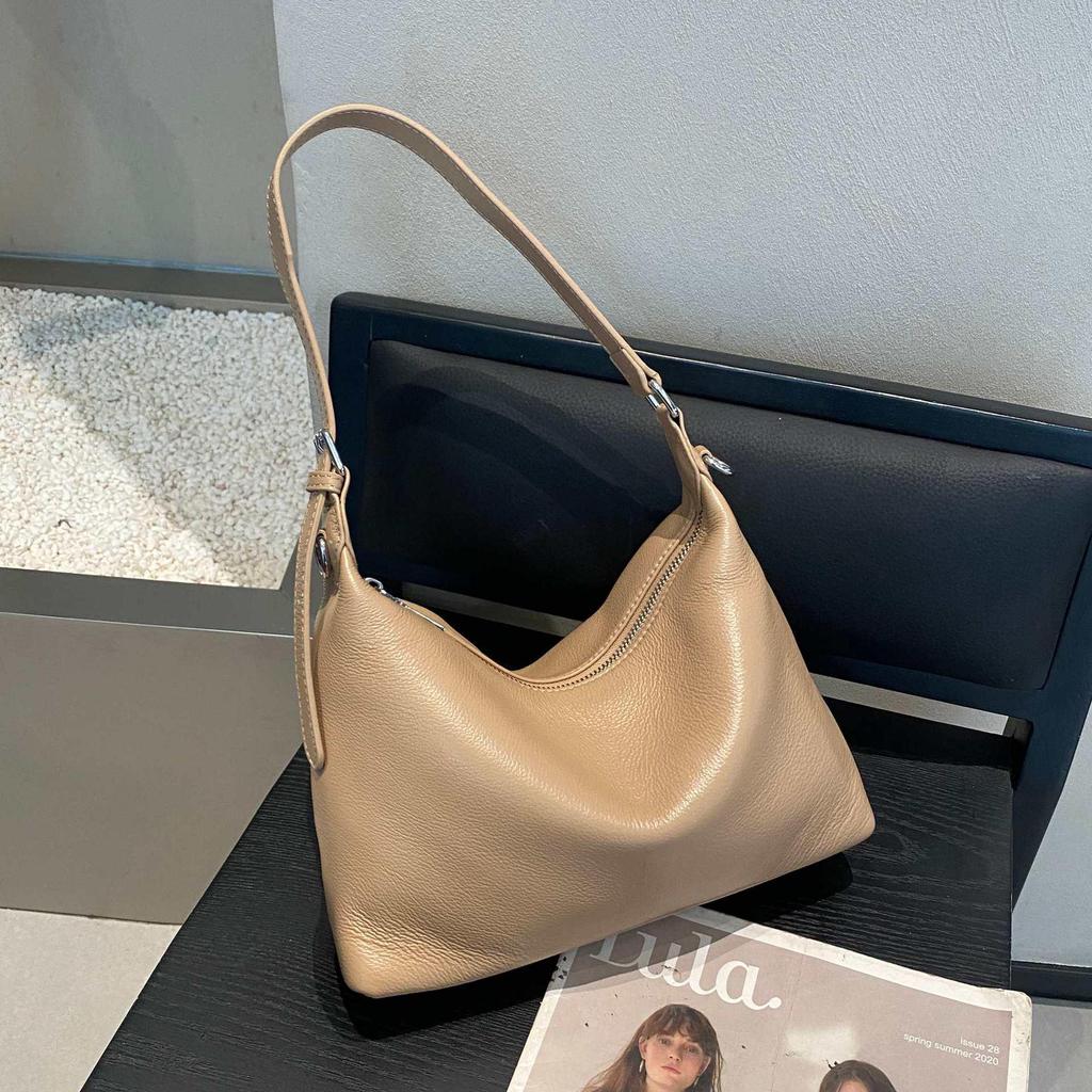 Women's Retro Casual Textured Shoulder Bag: Versatile Solid Color Tote