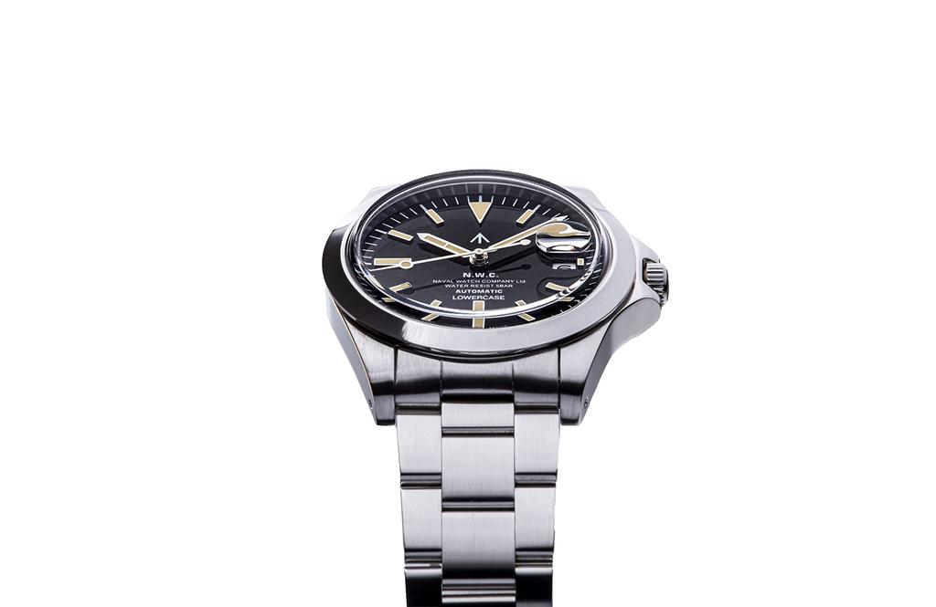 Naval watch Produsert av Svart urskive 3 ledd metallarmbånd SMÅ BOKSTAVER:FRXA001 / S/S