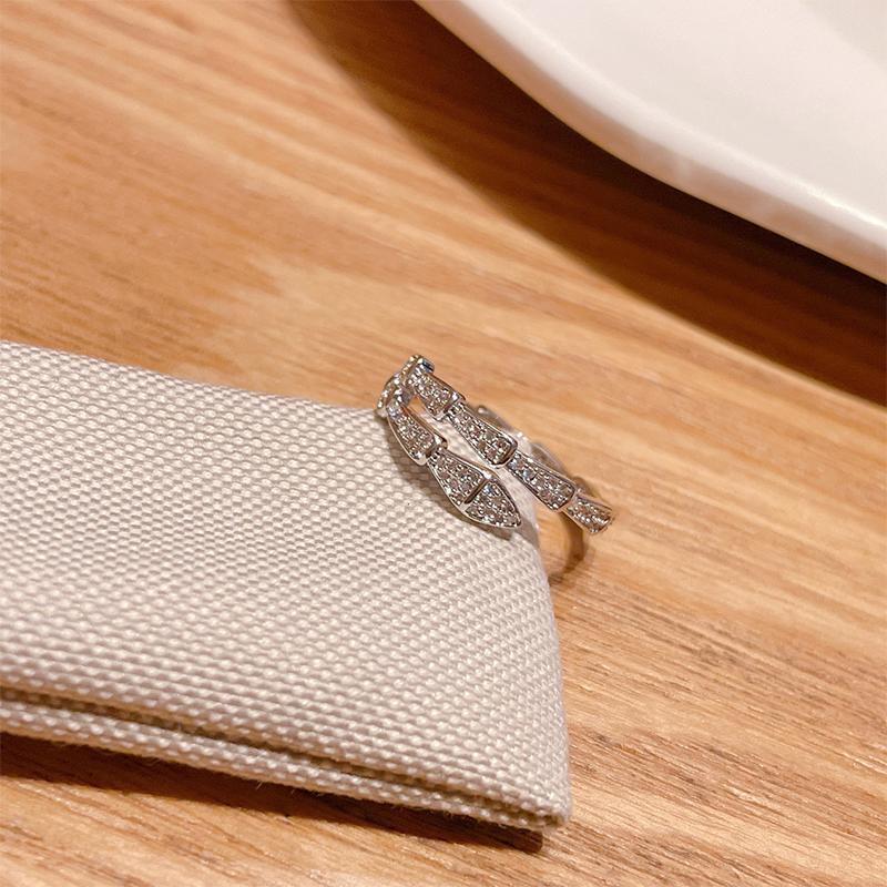 Light Luxury Snake Shape Ring For Women Girl Exquisite Shiny Zircon Opening Adjustable Finger Ring Wedding Jewelry Gifts