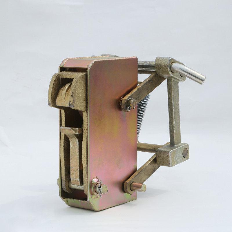 Double Drum Forklift Oil Drum Clamp