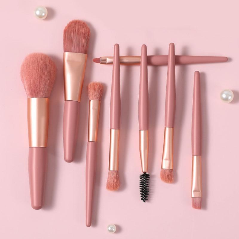 Nová sada 8 mini štětců na make-up Přenosný štětec na oční stíny Powder Concealer Brush Jemné nástroje pro krásu vlasů pro začátečníky