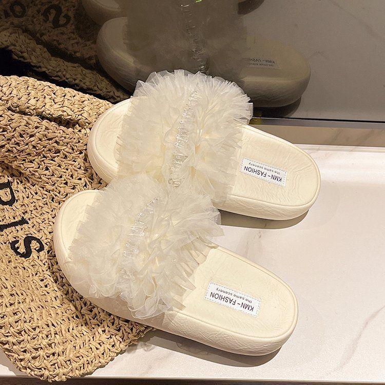 Casual one-word rhinestone slippers lace 2025 summer new soft bottom fashion fairy comfortable thick bottom versatile sandals