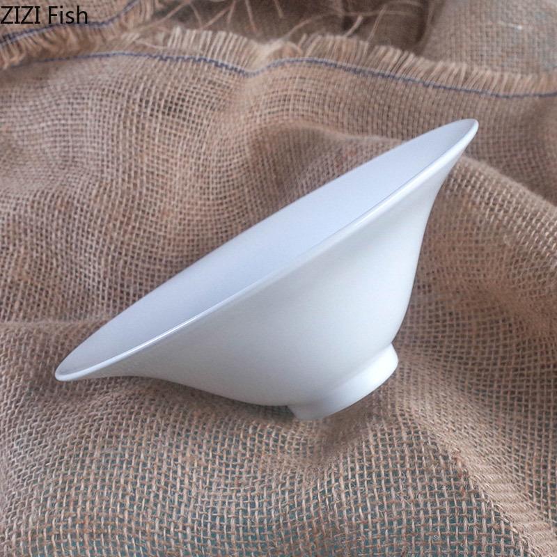 Trumpet-shaped Ceramic Plate Home Dinner White Plate European Style Hotel Restaurant Salad Dessert Plate Creative Tableware