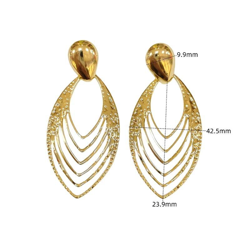 Golden Strand Leaf Earrings, Titanium Steel Gold-plated Non-fading Earrings.