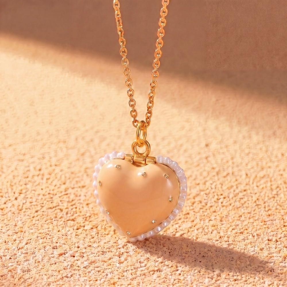 Playful Design Heart-shaped Choker Adjustable Chain Hinged Pendant Necklace  Valentine's Day