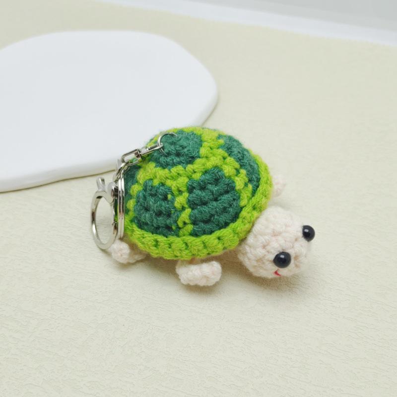 Handmade Crochet Turtle Keychain Pendant - Cartoon Sea Turtle Bag Charm Gift Decoration.