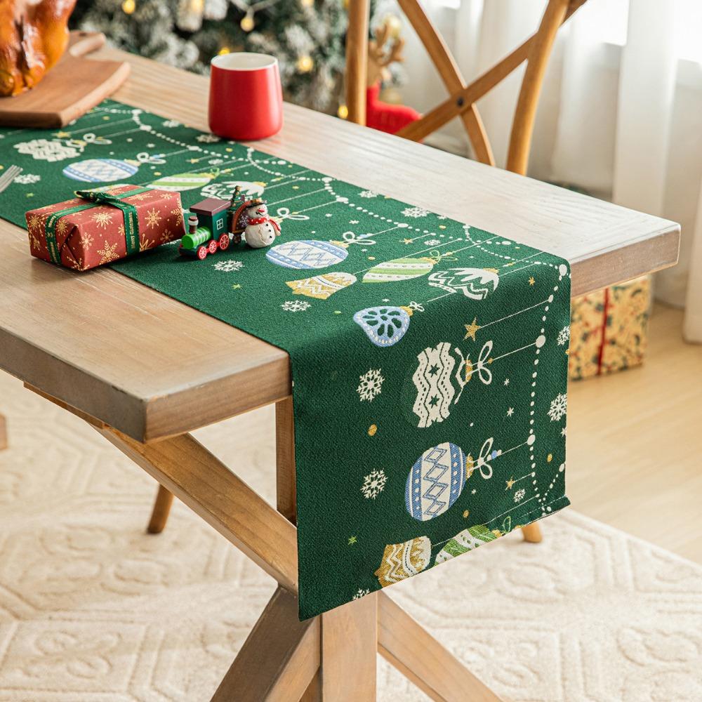 Christmas Jacquard Table Runner with Beads Festive Holiday Decor for Dining Table and Coffee Table