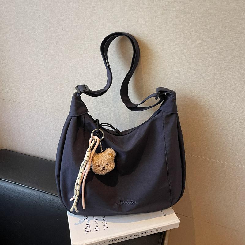 Japanese-style casual and relaxed canvas tote bag for women2026New large-capacity student shoulder crossbody bag for classes