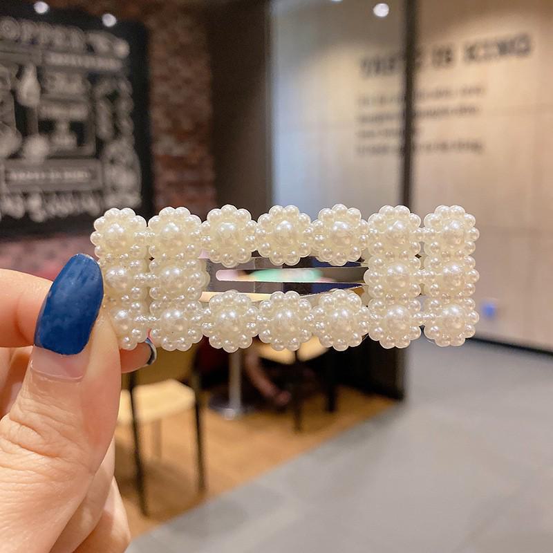 Korean Rhinestone Pearl Hairpin for Women: Elegant Side Clip for Bangs