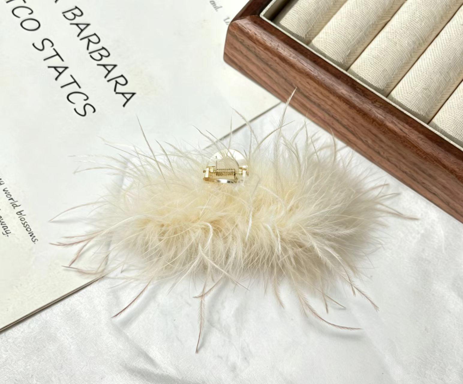 Korean Style High-End Ostrich Feather Hair Clip for Women