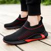 Große Größe Frühjahr Neue Herrenschuhe Atmungsaktive Fliegenweberei Laufschuhe Socke Mund Casual Fashion Sportschuhe Männer