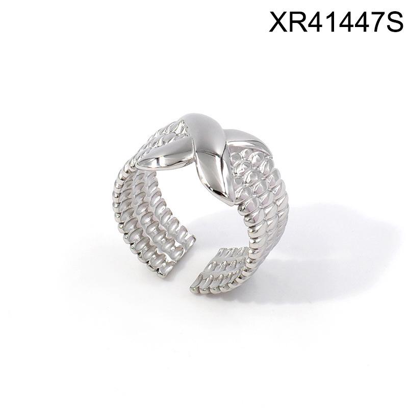 Elegant Snake Pattern Bracelet & Earring Set: Gold-Plated Titanium Steel Women s Jewelry