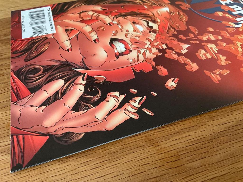 [USED] House of M 1 Wanda Maximoff Variant Cover American Comic Leaf