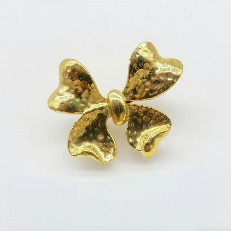 18K Gold Color-Preserving Bow Brooch Stainless Steel High-End Suit Pin Personalized Clothing Accessories