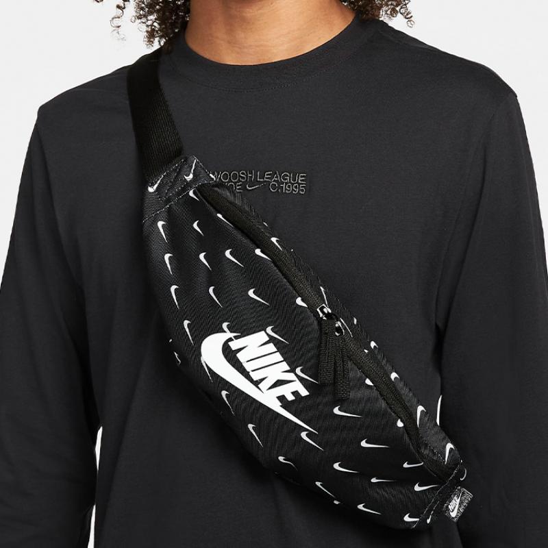 Nike Polyester Shoulder Bag Crossbody Bag Fanny Pack Regular Unisex Black Casual DM2161-010