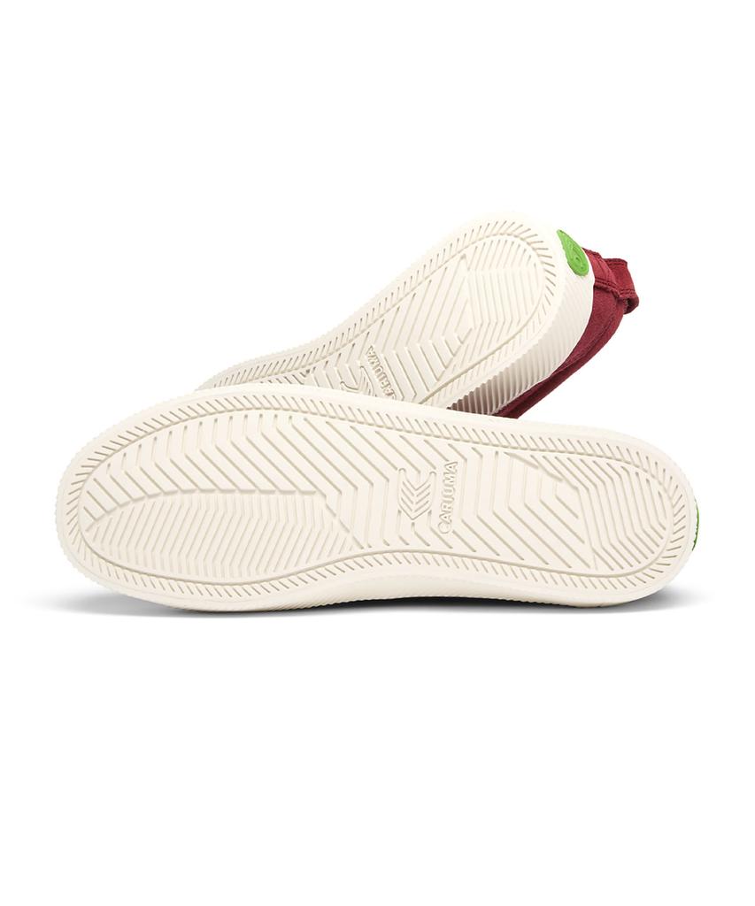 Cariuma Oka Low Cabernet Suede
