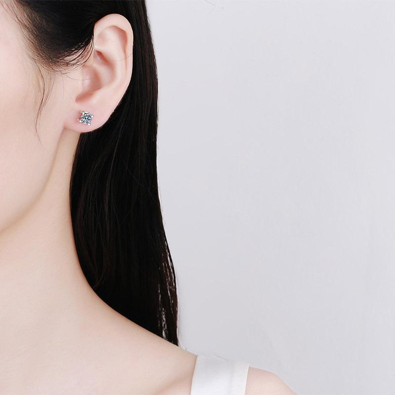 S925 sterling silver bull head earrings for women, moissanite small ear jewelry plated with pt950 gold manufacturer