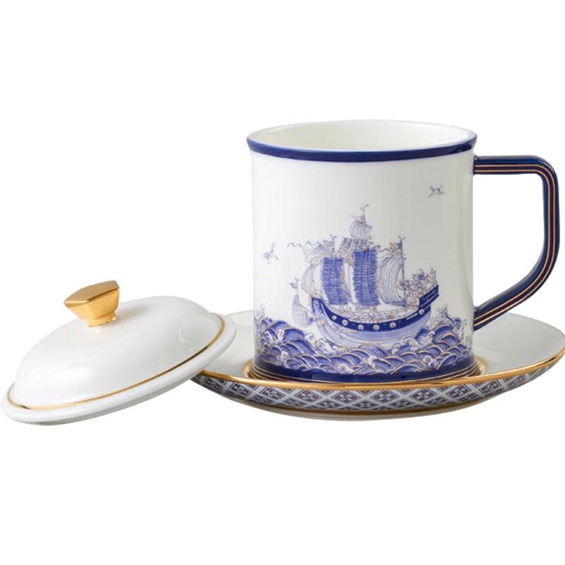 Yongfengyuan Mr. Porcelain 'Si Hai Sheng Ping' Lidded Ceramic Cup Set