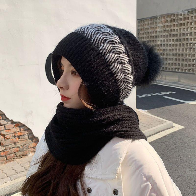 Women's Korean-Style Velvet Knit Hat & Scarf Set - Warm, Versatile, with Ear Protection for Autumn and Winter.
