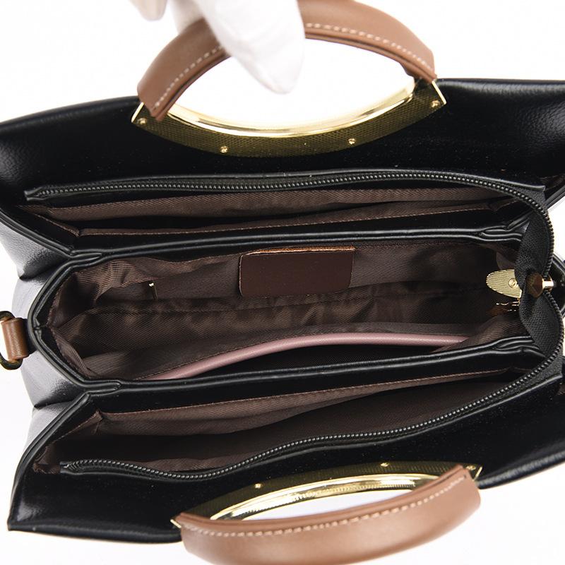 New Women's Handbag Large Capacity Stylish Retro Women's Shoulder Bag