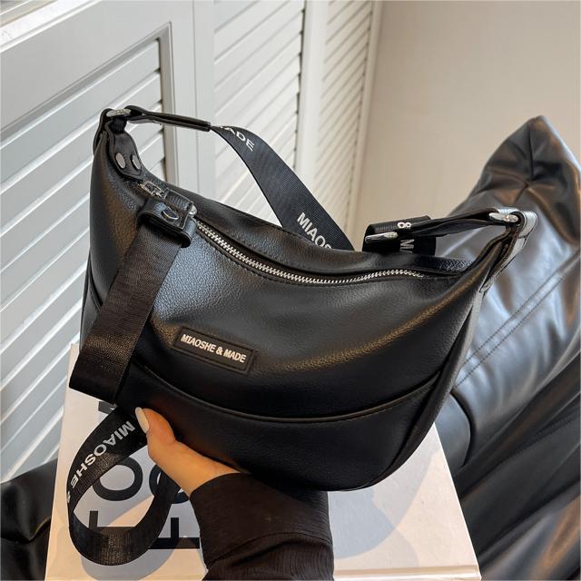 Popular niche bags 2025 spring travel small satchel fashion, crossbody Korean versatile dumpling women's bags