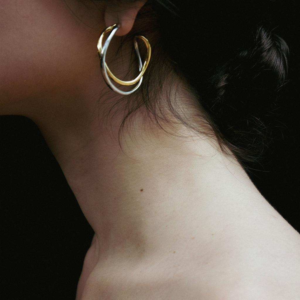 Light Luxury Design, High-End Cold Wind Double-Layer Wire-Wound Hollow Earrings S925 Silver Needle Stud Earrings Temperament Versatile Earrings