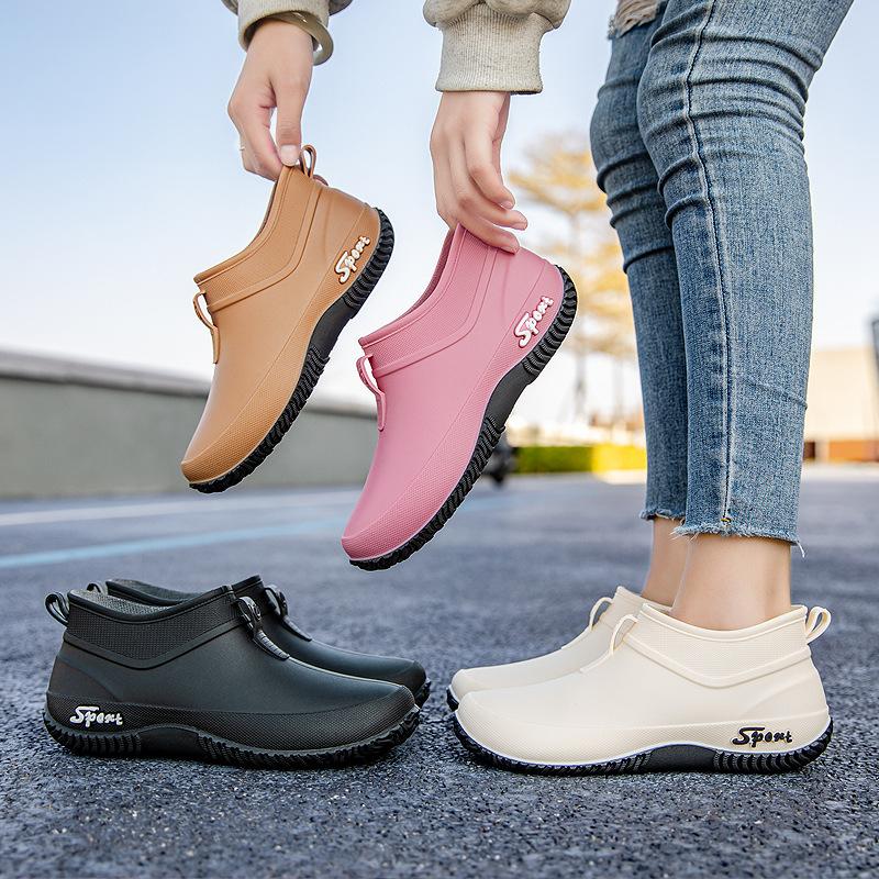 Daily Casual Rain Boots Four Seasons Thick-soled Waterproof Shoes Outdoor Wear-resistant Rain Rubber Shoes Women's Short-tube Water Shoes