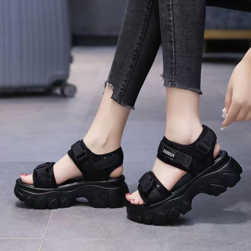 Frühlingsplattform Dad-Sandalen neue High-Heel-Klettverschluss-Strand-Freizeit-Sport-Römerschuhe