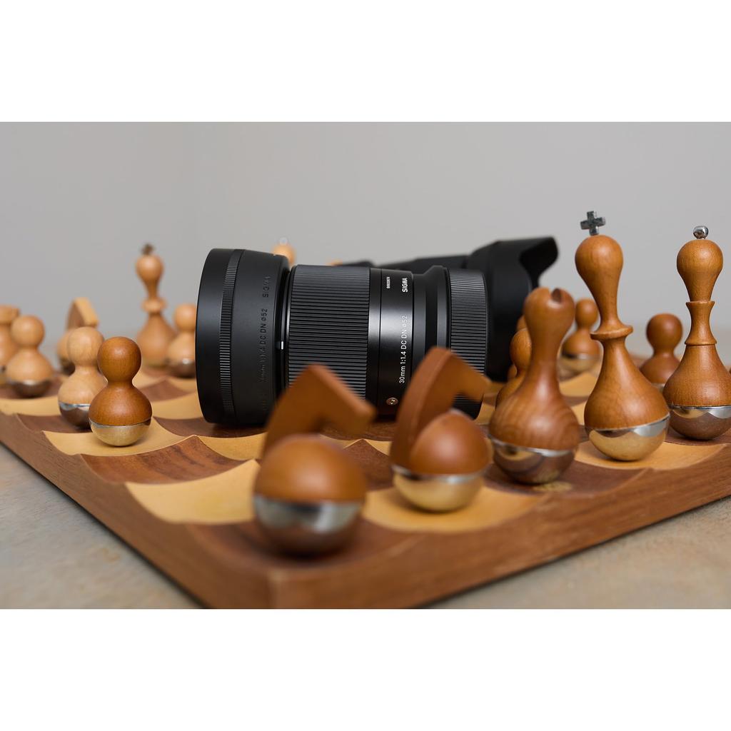 Sigma SIGMA RF-Mount Objektiv 30mm F1.4 DC DN Festbrennweite Standard APS-C Nur für zeitgenössische Spiegellose