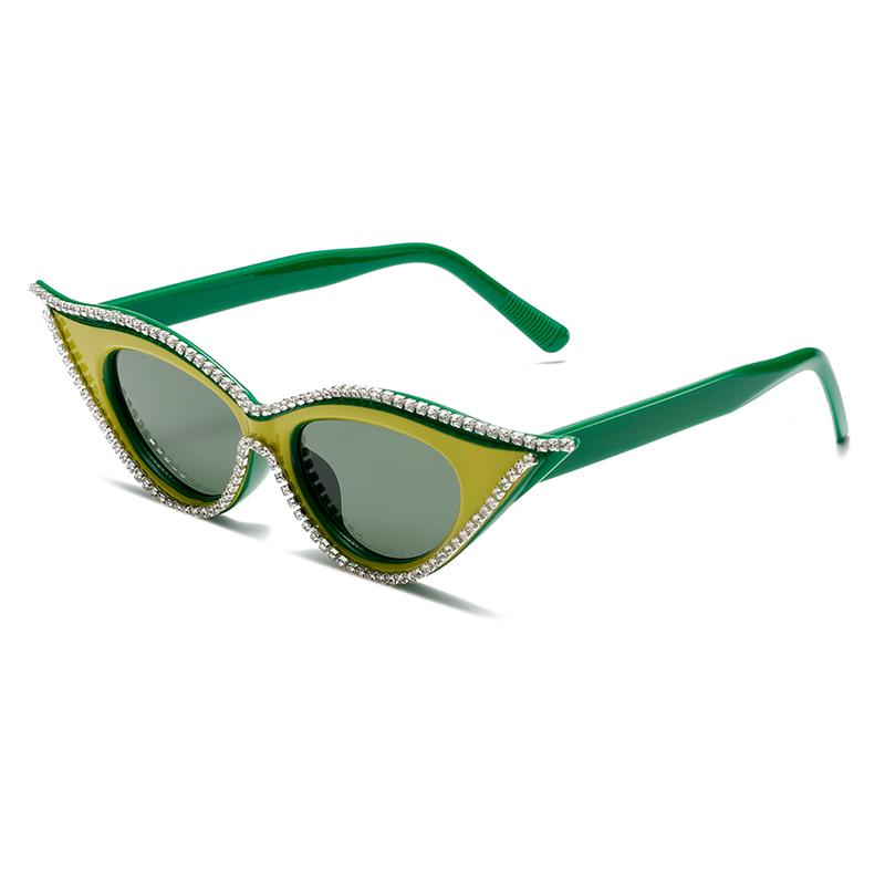 KAMMPT Cat Eye Women Sunglasses with Rhinestones New in Fashion Outdoor Shades Trendy Stylish Vintage Brand Design Sun Glasses