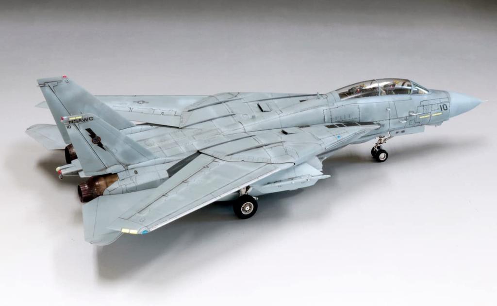 Fine Mold Aircraft Series US Navy Tomcat Top Gun Plastic Model FP36 1/72 F-14A