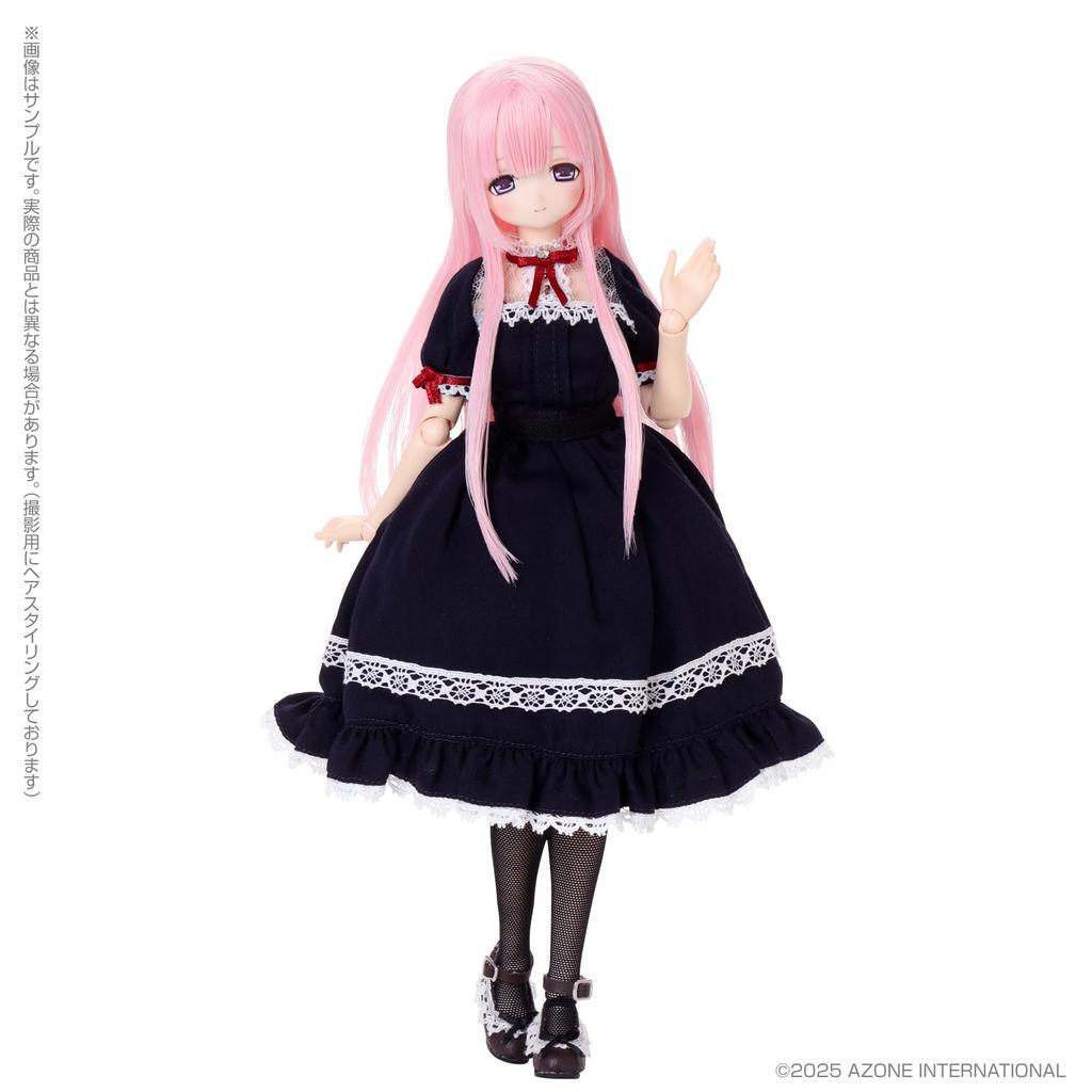 Azone International Family Mia Nocturnal Navy Articulated Doll ExCute (Loyal Maid, Ver.) Painted,