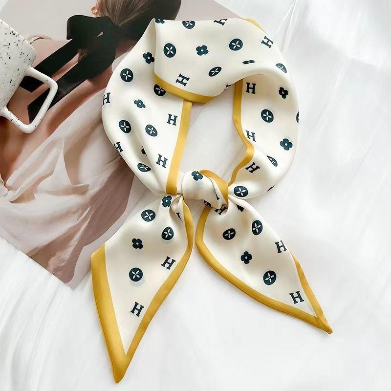 

Шелковые шарфы, повязки для волос, женские, клубничные, модные, универсальные, летние, длинные, двухслойные, завязанные сумки, завязанные украшения для волос, шарфы и ленты （95*9.5cm）