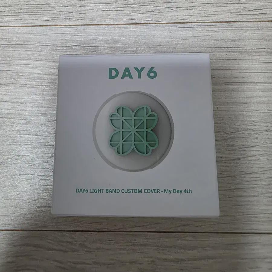 

DAY6 Сделано на заказ Чехол для часов Четырехлистный клевер