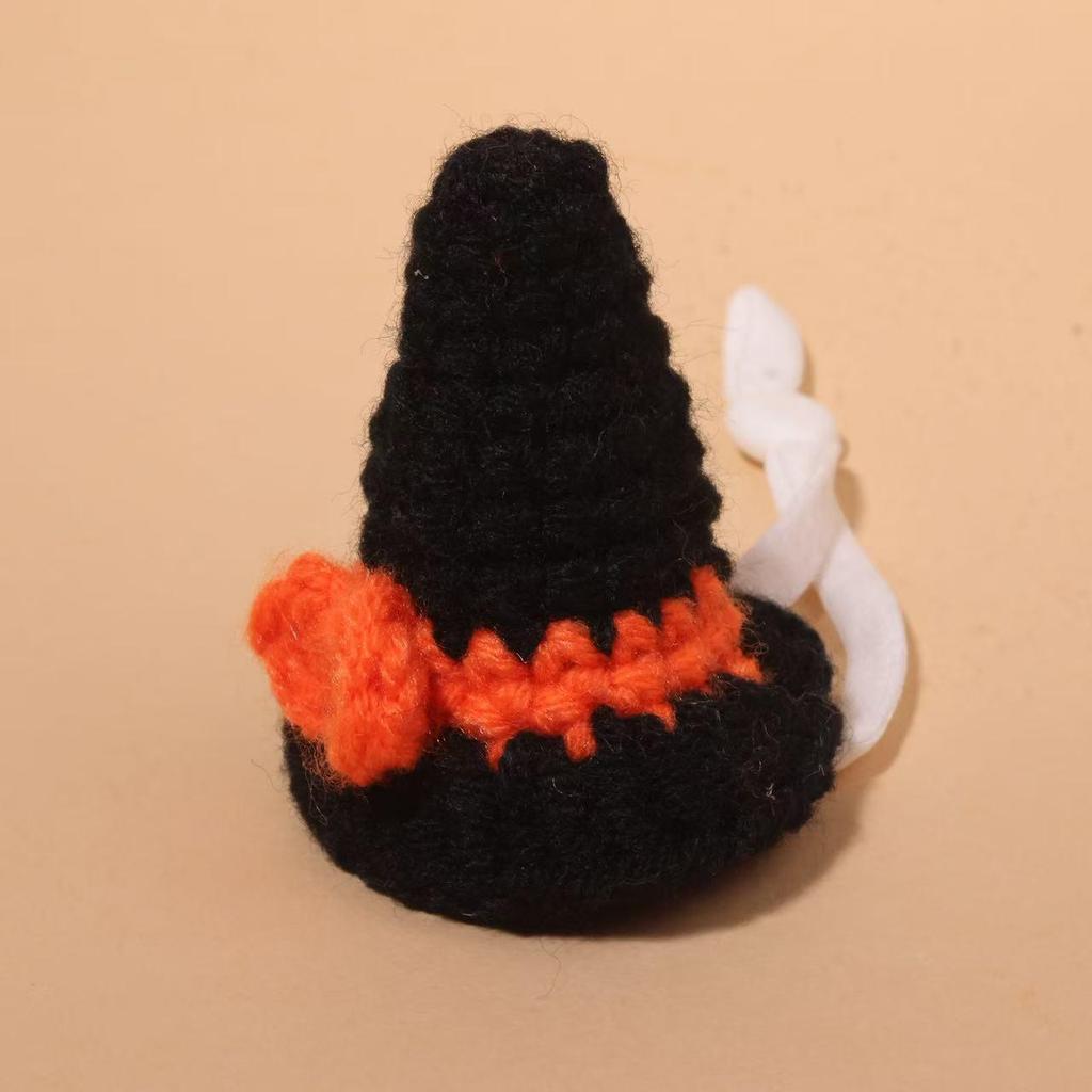 Valentine's Pearl Desktop Goose Set with Mini Knitted Hat & Adjustable Wings Clothing