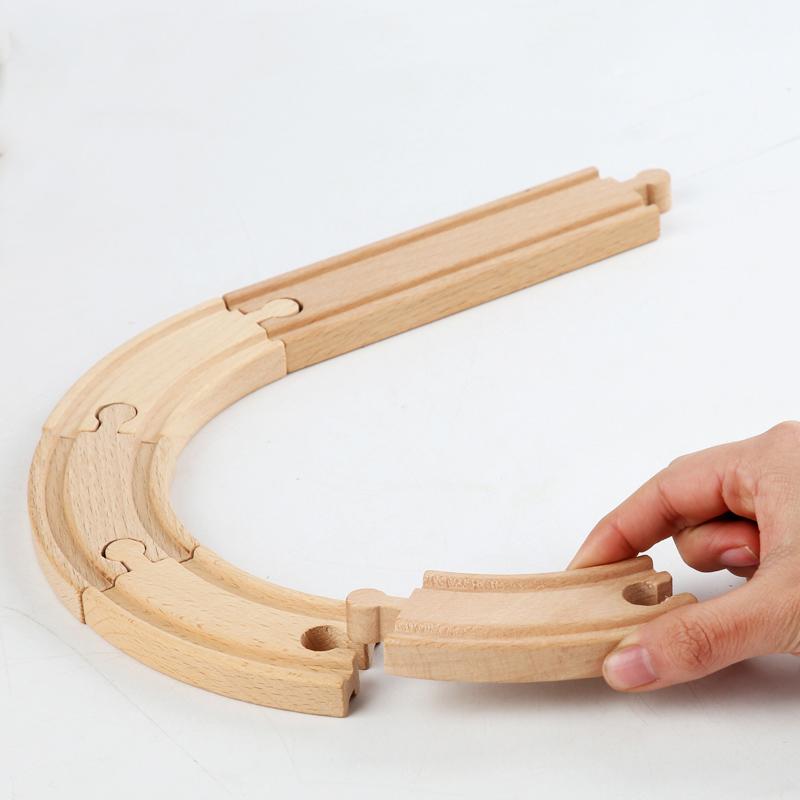 25 stücke Holz Brücke Tunnel Städtischen Schiene Überführung Verkehrs Auto Spielzeug Szene Kombiniert Zug Gleis Zubehör Buche Plattenspieler DIY